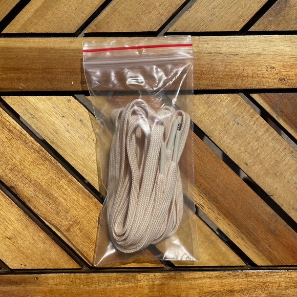 A Ma Maniere x Jordan 2 shoes size 10 men’s - Picture 13 of 15